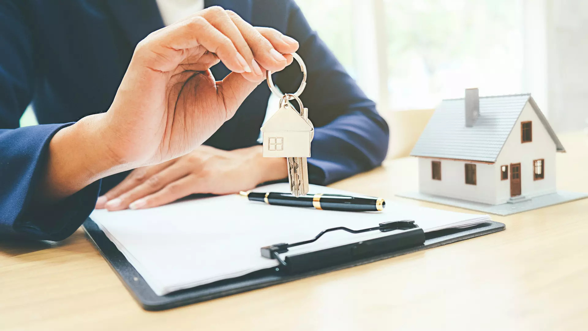 The Comprehensive Role of a Realtor in Guiding the Home Buying Process in Houston